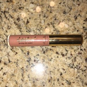 too faced lipstick